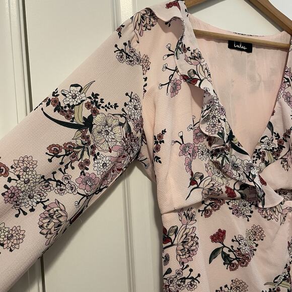 Lulu's Pink Floral Print Wrap Dress Cottage Core Preppy Date Sexy Croquette Sz L - Picture 5 of 8